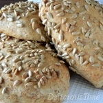 Bułki razowe ze słonecznikiem