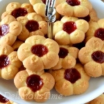 Kruche ciasteczka z dżemem (wyciskane)